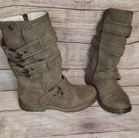 Roxy | Shoes | Roxy Martinez Buckle Fur 